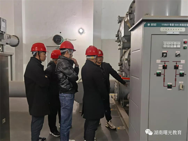 曙光教育2021年第二期电工强化班顺利结业  2021  3  22149.png